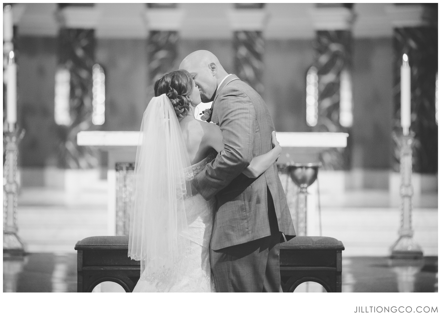 Jill Tiongco Photography | Lincoln Park Wedding | Drury Lane, Oakbrook Reception