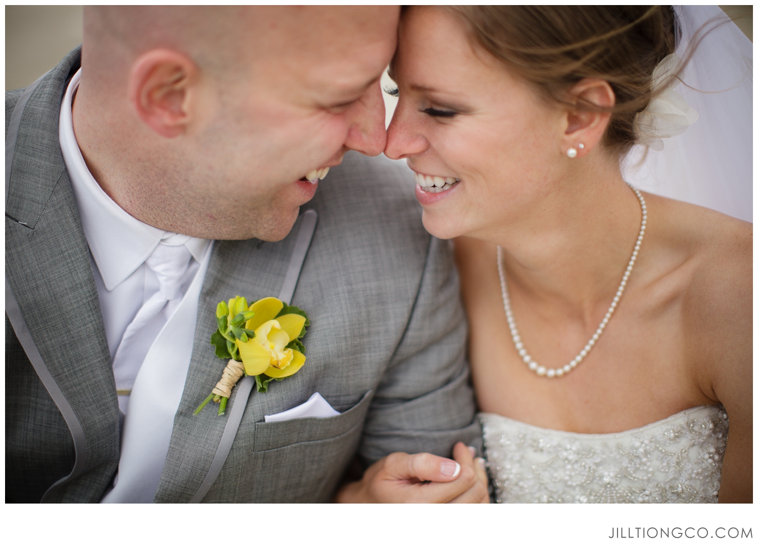 Jill Tiongco Photography | Lincoln Park Wedding | Drury Lane, Oakbrook Reception