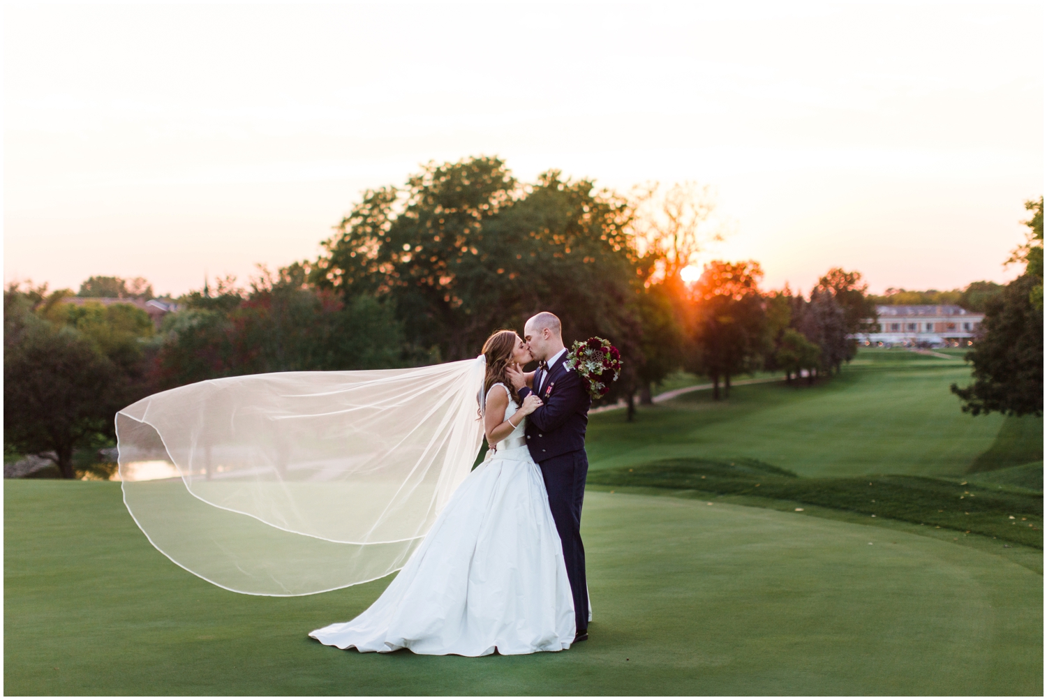 JillTiongcoPhotography-ItascaCountryClubWedding_0029.jpg