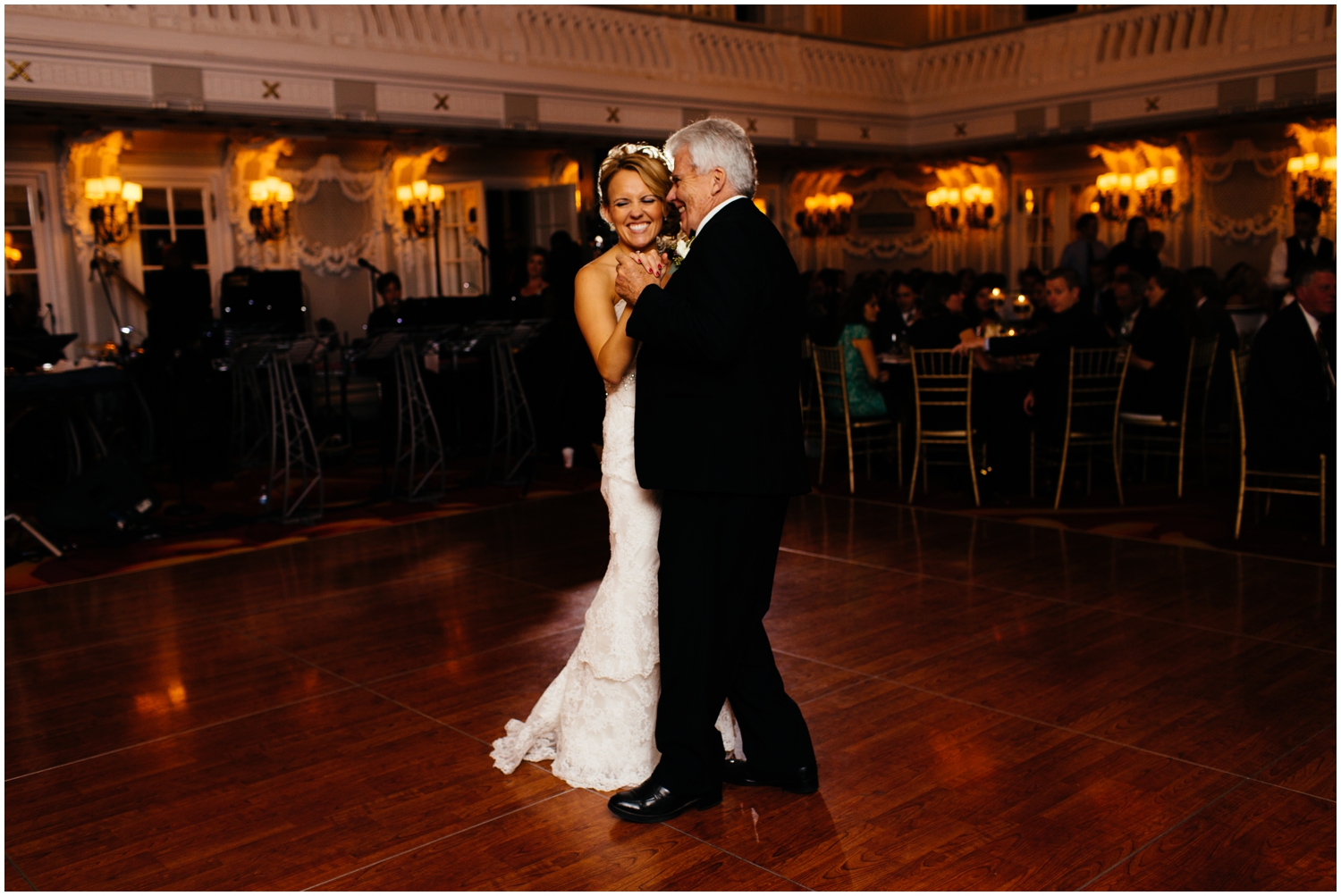 JillTiongcoPhotography-ChicagoWeddingPhotographer-BlackstoneHotelWedding_0037.jpg