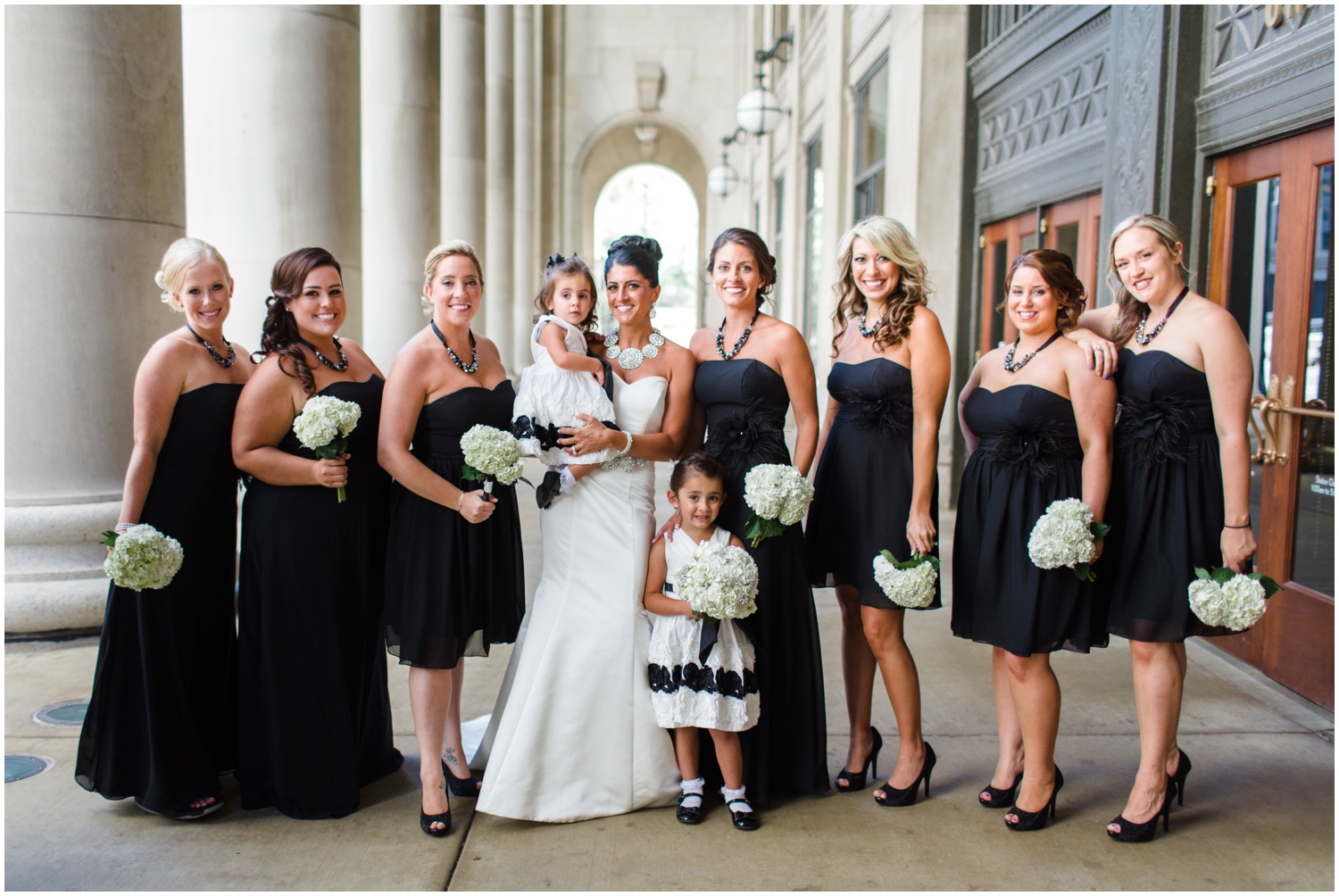 JillTiongcoPhotography-WeddingBouquetIdeas-ChicagoWeddingPhotographer_0008.jpg