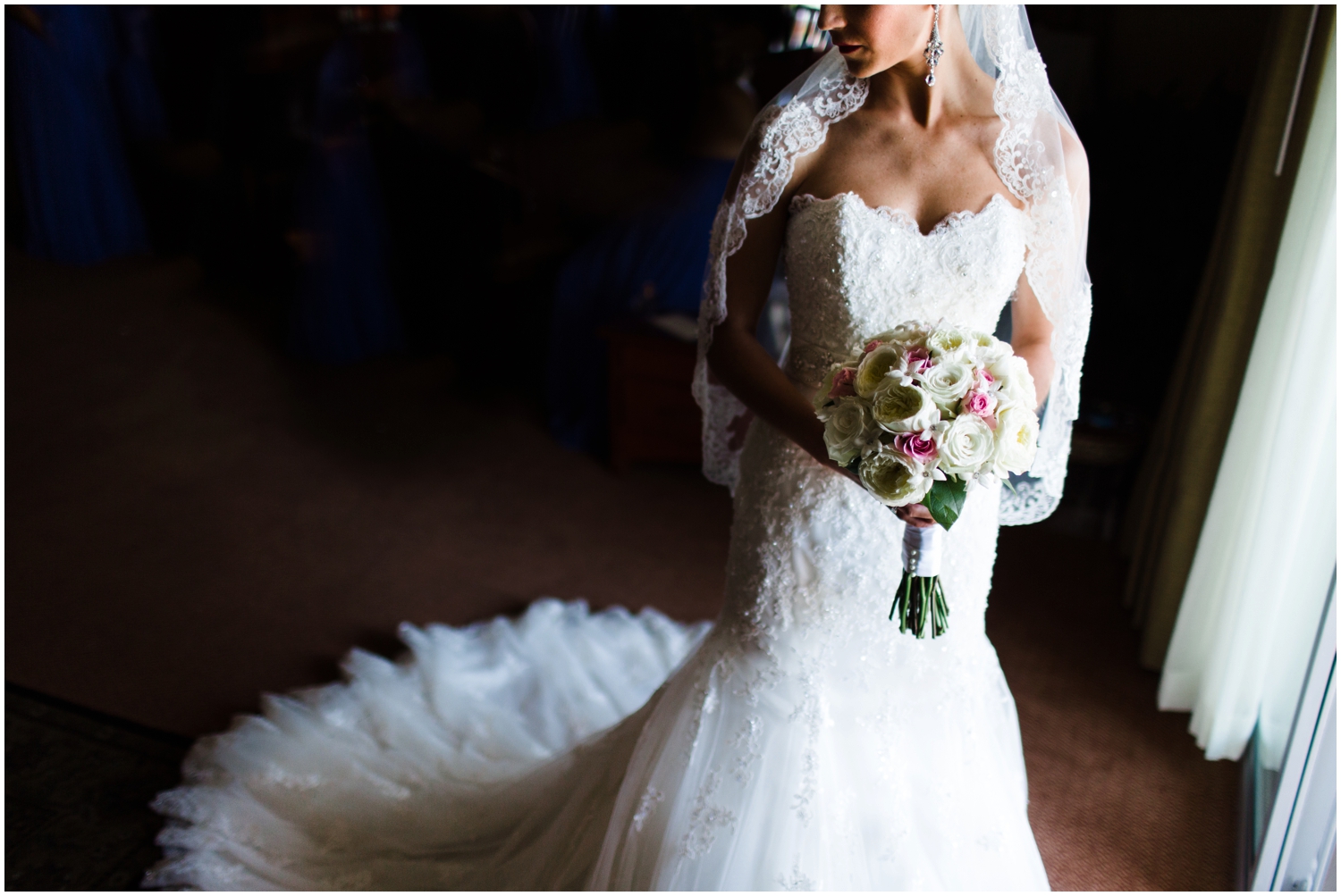 JillTiongcoPhotography-WeddingBouquetIdeas-ChicagoWeddingPhotographer_0009.jpg