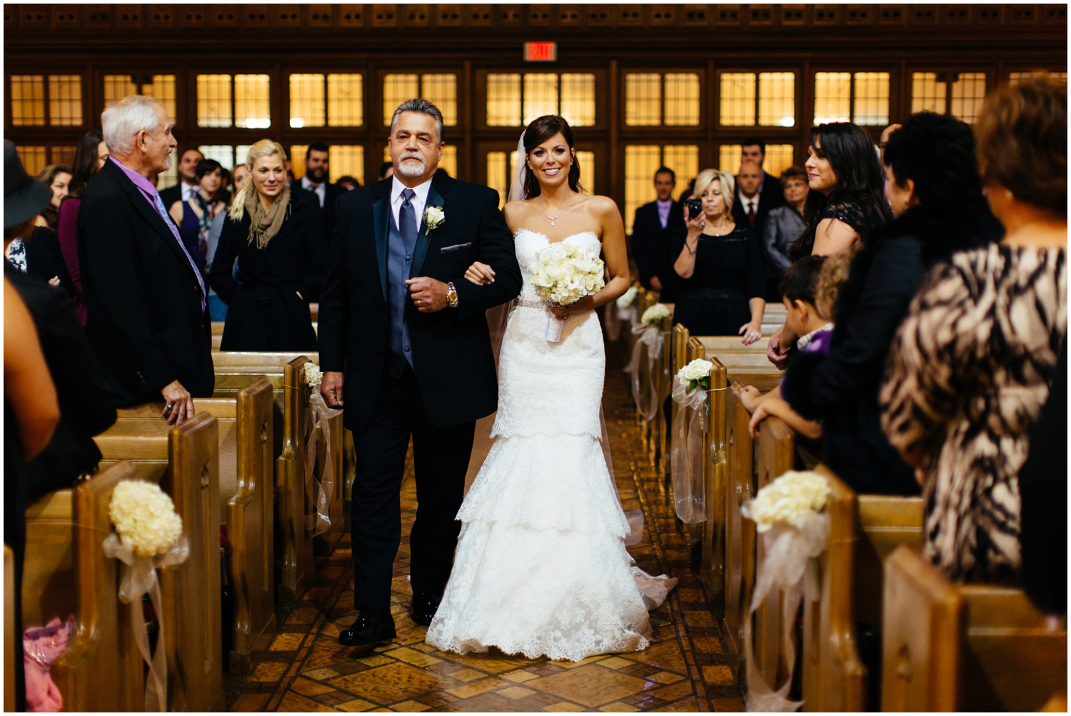 JillTiongcoPhotography-WeddingBouquetIdeas-ChicagoWeddingPhotographer_0014.jpg