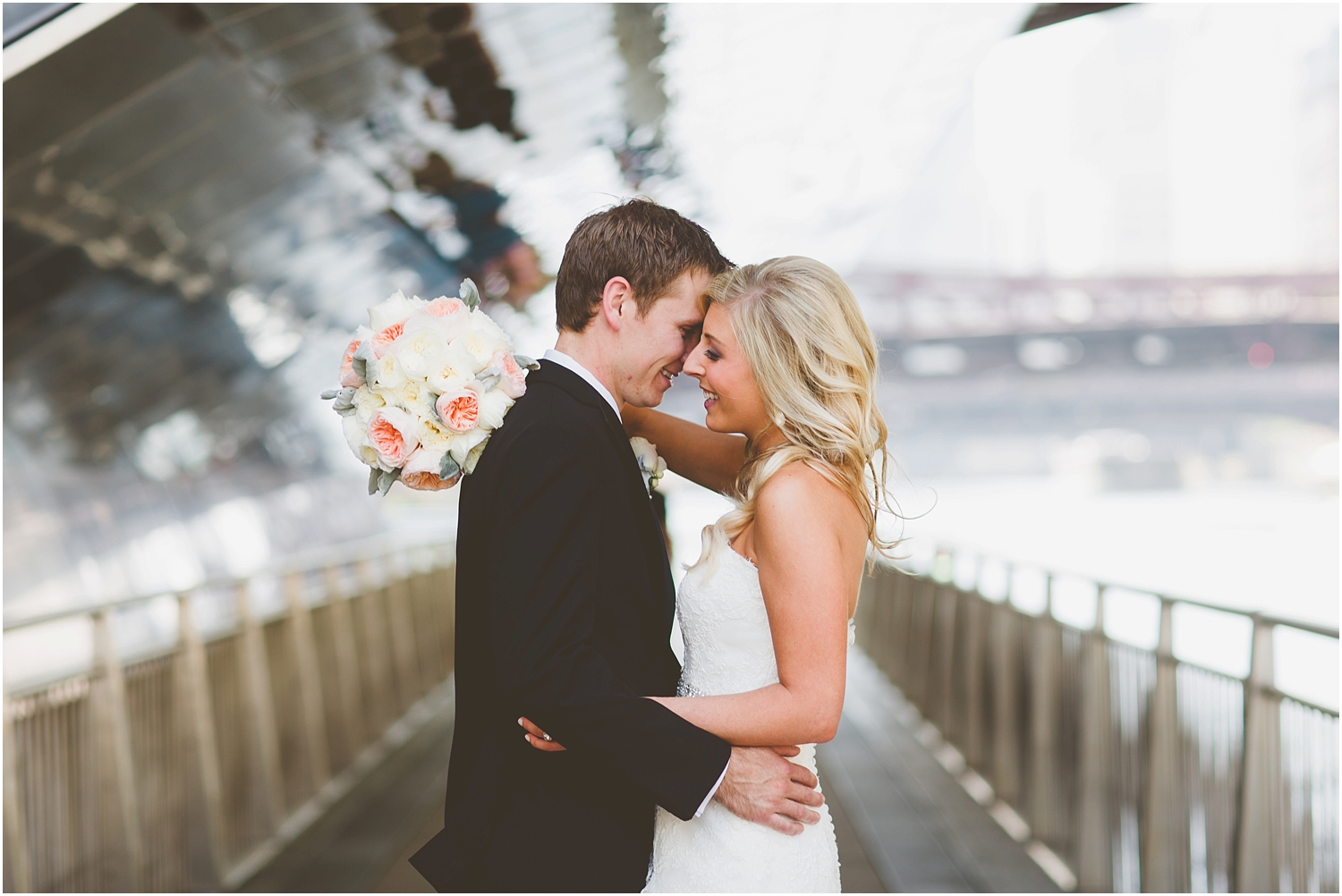 JillTiongcoPhotography-ChicagoWeddingPhotographer-AdlerPlanetarium_0023.jpg