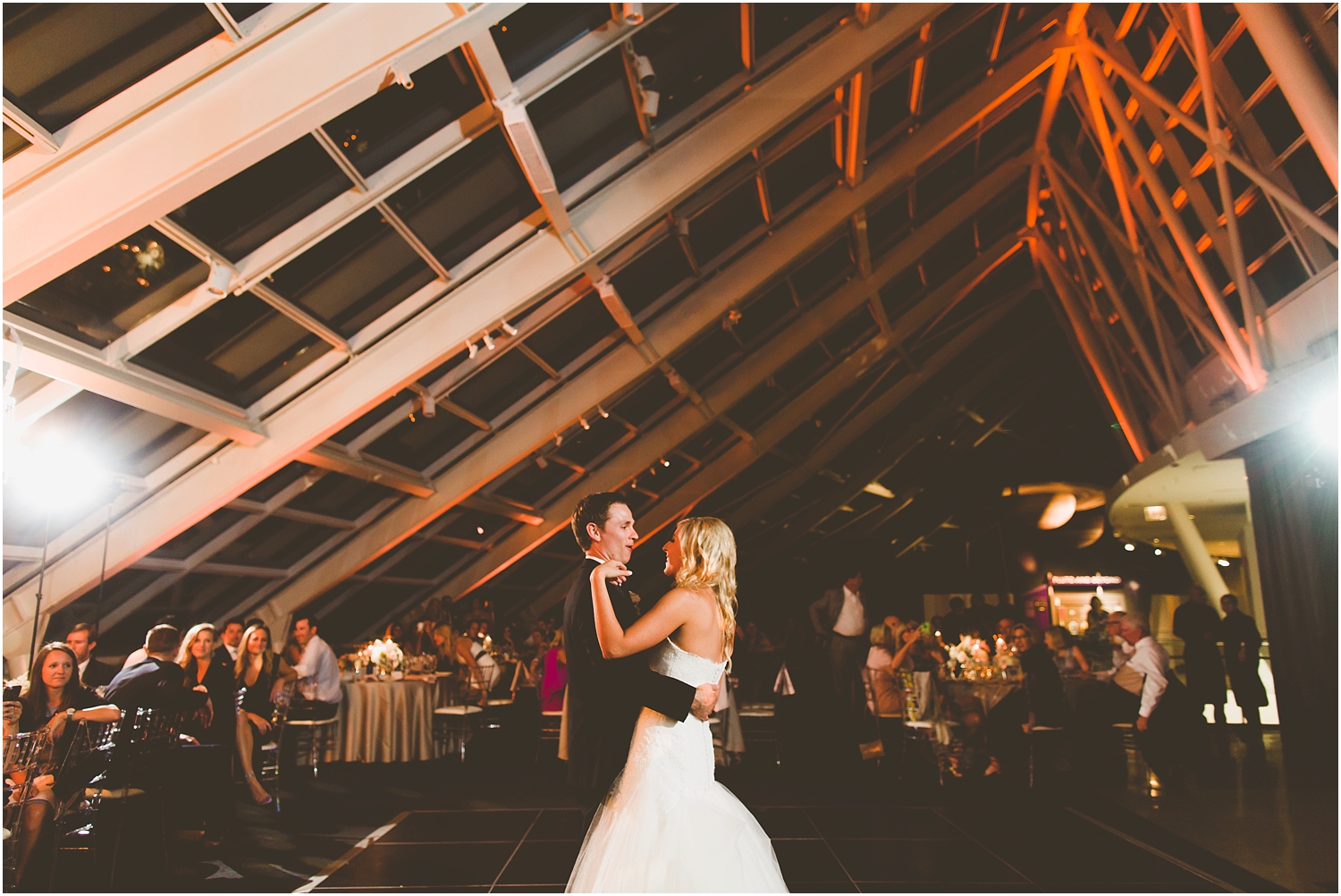 JillTiongcoPhotography-ChicagoWeddingPhotographer-AdlerPlanetarium_0061.jpg