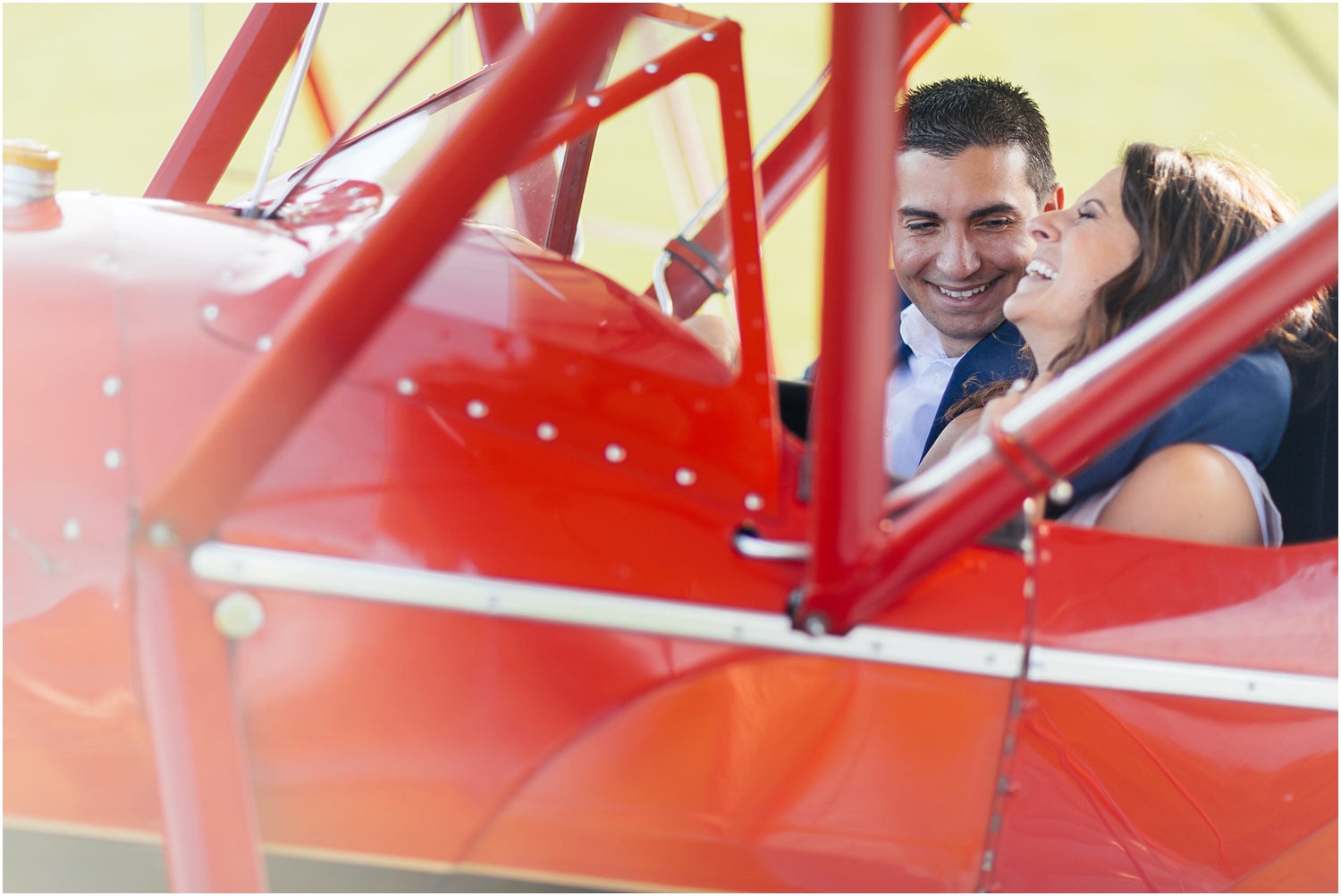 JillTiongcoPhotography-ChicagoEngagementPhotographer-VintageAirplanePhotoshoot_0005.jpg