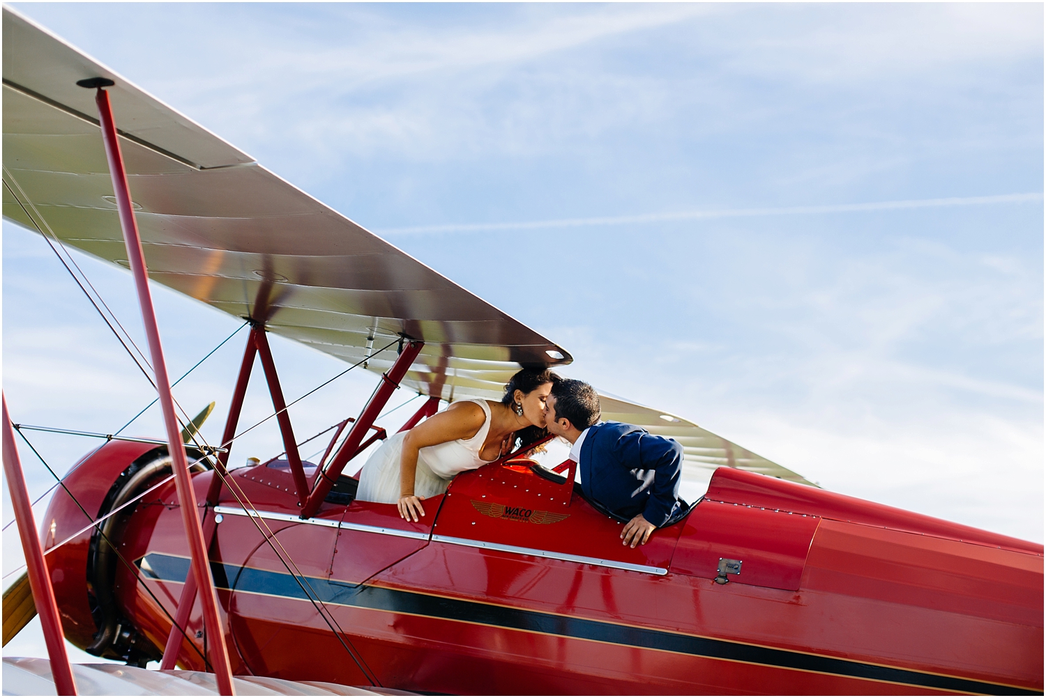 JillTiongcoPhotography-ChicagoEngagementPhotographer-VintageAirplanePhotoshoot_0008.jpg