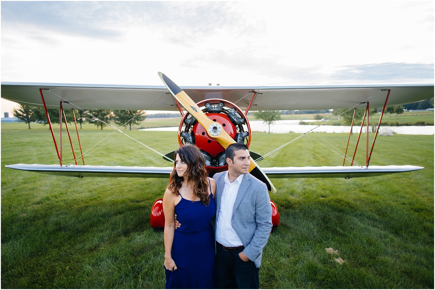 JillTiongcoPhotography-ChicagoEngagementPhotographer-VintageAirplanePhotoshoot_0020.jpg