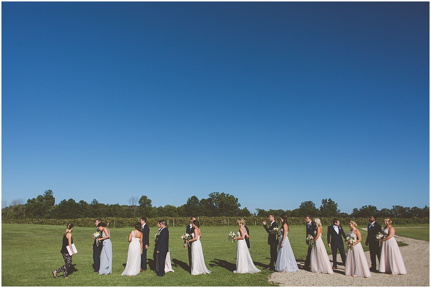 JillTiongcoPhotography-NewBuffaloWedding-WillowHarborVineyard_0039.jpg