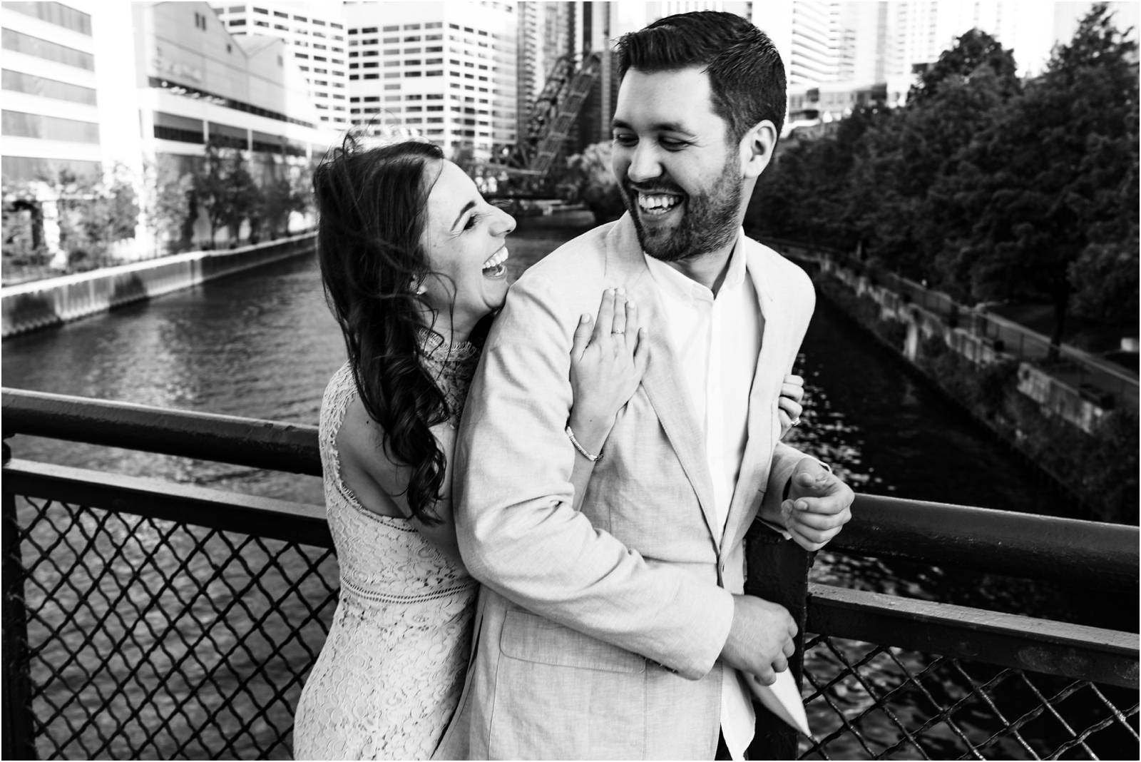 Chicago-Engagement-Photographer-JillTiongcoPhotography_0005.jpg