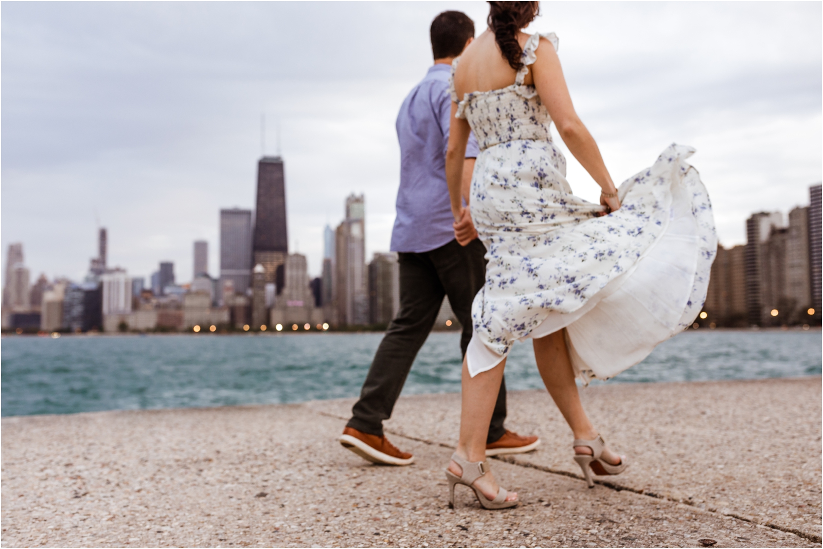 Chicago-Engagement-Photographer-JillTiongcoPhotography_0011.jpg