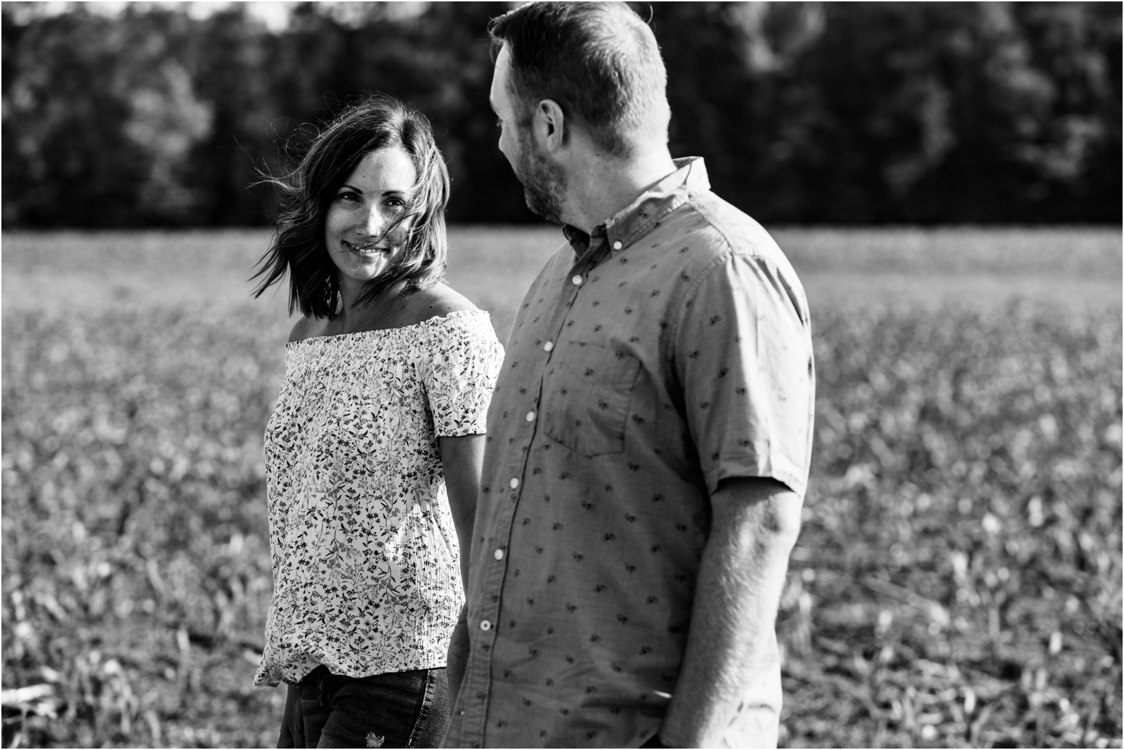 Northwoods-Engagement-Photos-JillTiongcoPhotography_0006.jpg