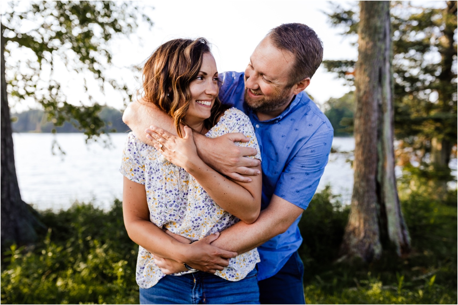 Northwoods-Engagement-Photos-JillTiongcoPhotography_0008.jpg