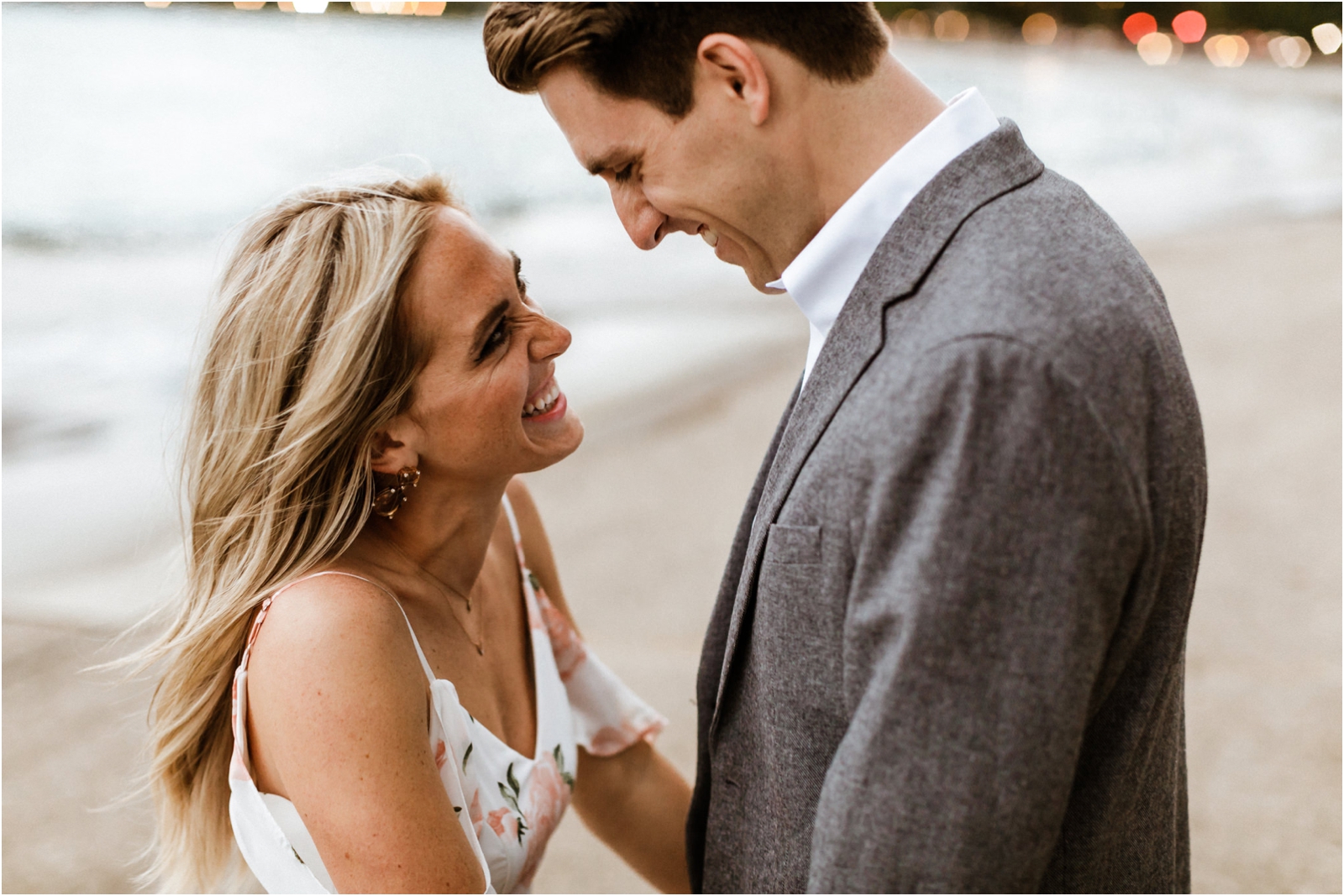 Chicago-Engagement-JillTiongcoPhotography_0011.jpg