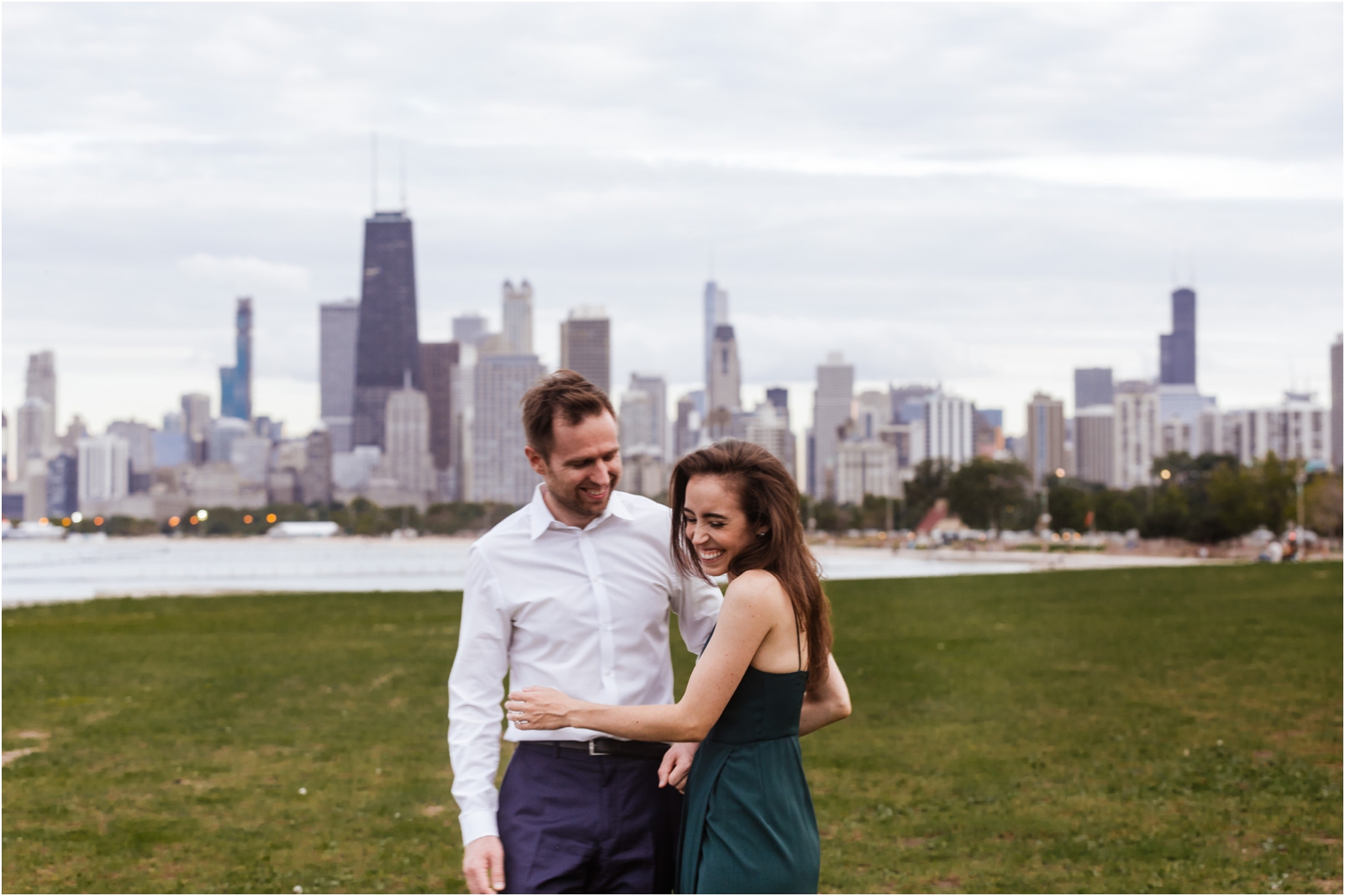 Chicago-Engagement-JillTiongcoPhotography_0011.jpg