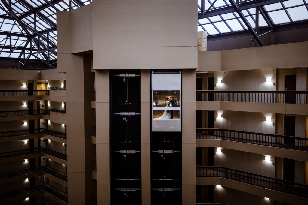 Chicago Wedding Photo | Elevator