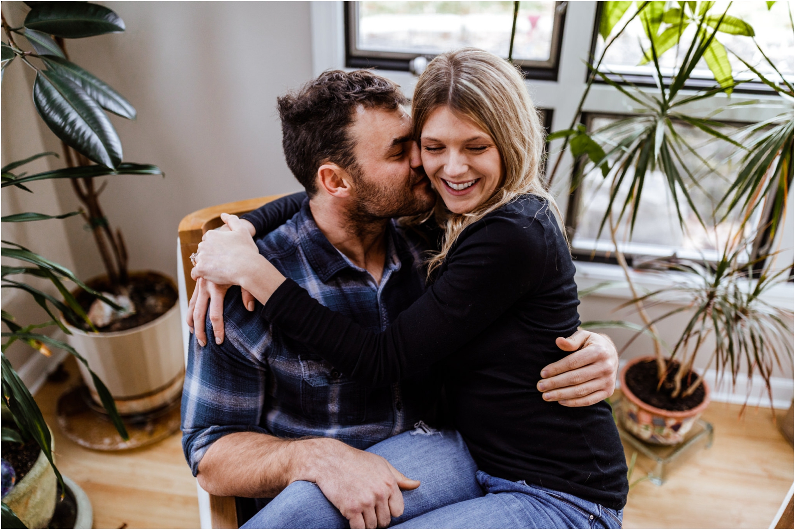 Chicago-Home-Engagement-JillTiongcoPhotography_0002.jpg