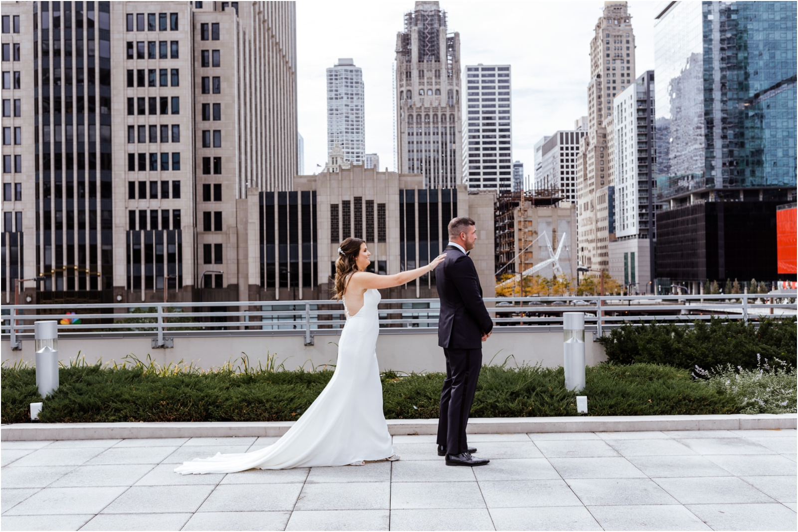 At-Home-Chicago-Engagement-JillTiongcoPhotography_0016.jpg