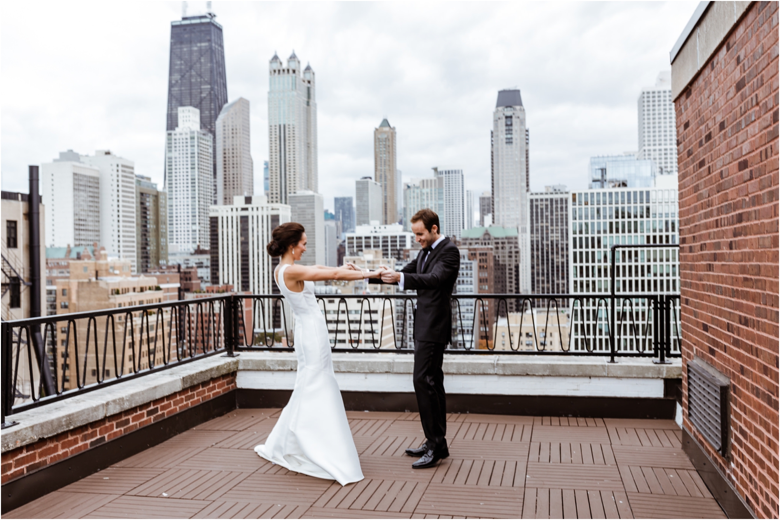 At-Home-Chicago-Engagement-JillTiongcoPhotography_0080.jpg