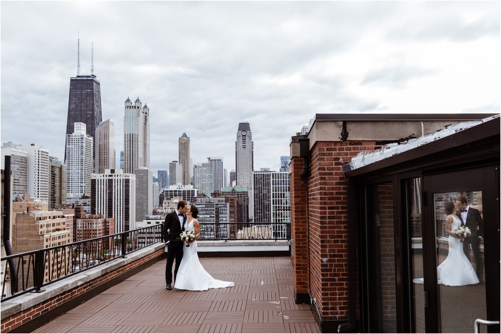 At-Home-Chicago-Engagement-JillTiongcoPhotography_0083.jpg