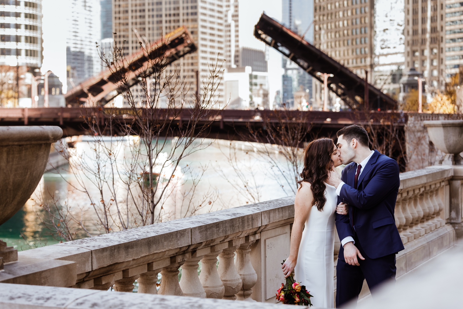 Chicago-Elopement-Photographer_0023.jpg