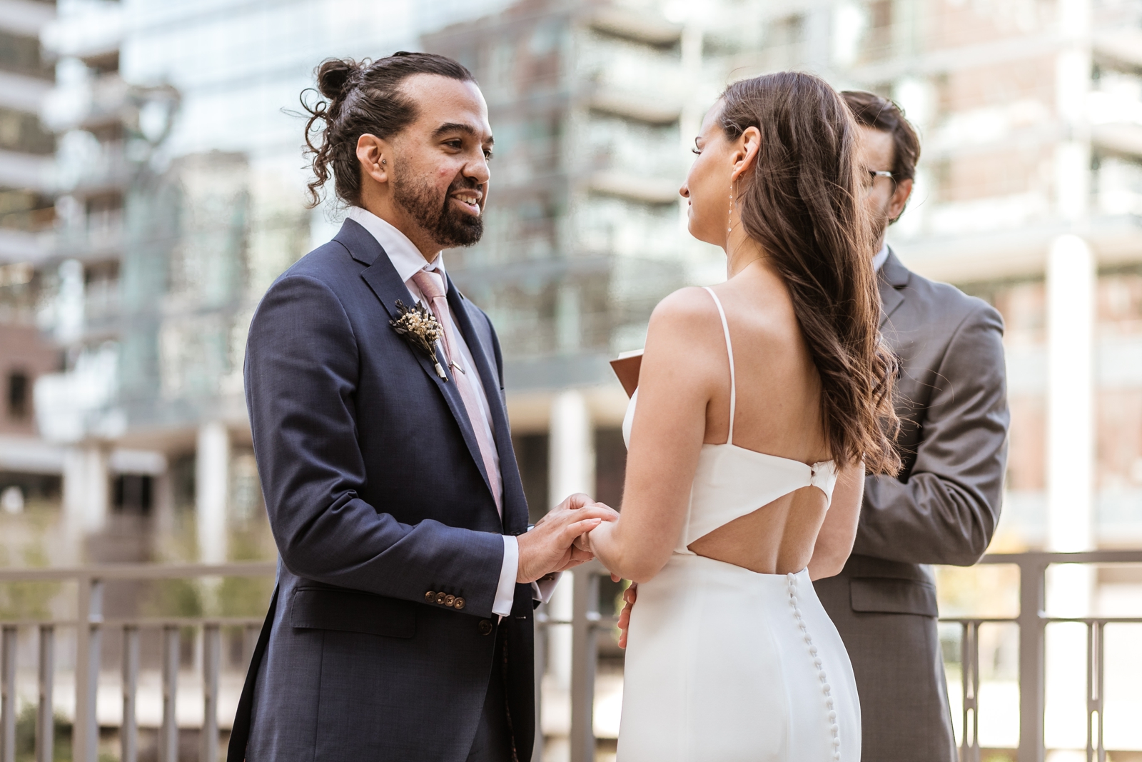 Chicago-Elopement-Photographer_0043.jpg