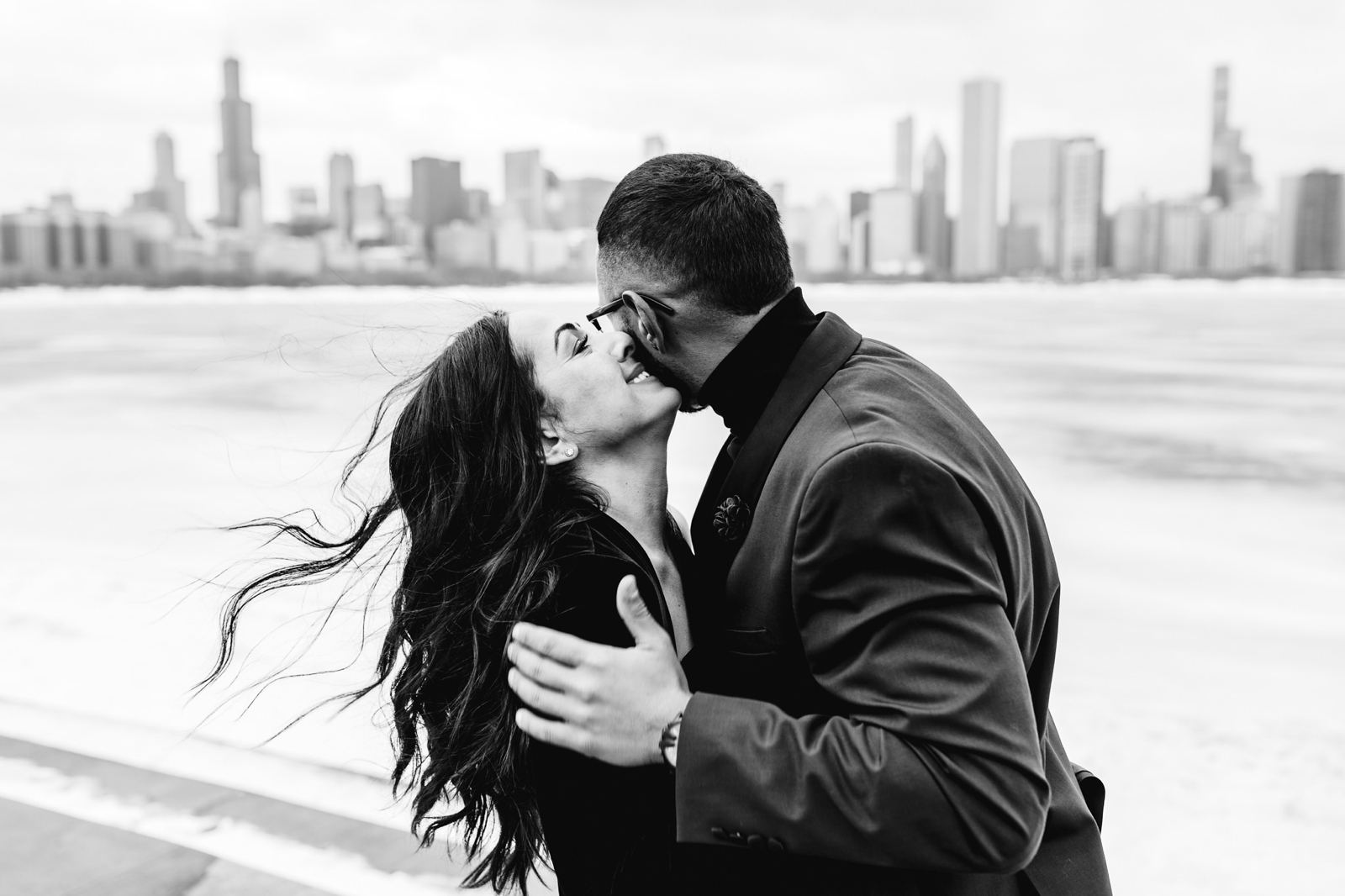 Chicago-Engagement-Photographer_0002.jpg