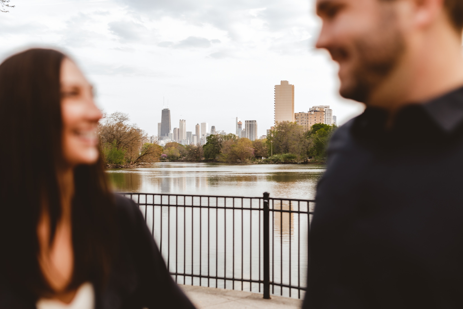 Chicago-Engagement-Photographer_0010.jpg