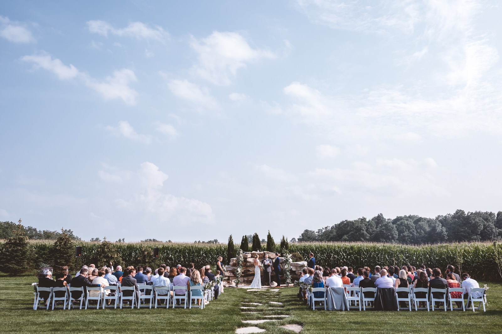 Michigan-Barn-Wedding-Photographer_0007.jpg