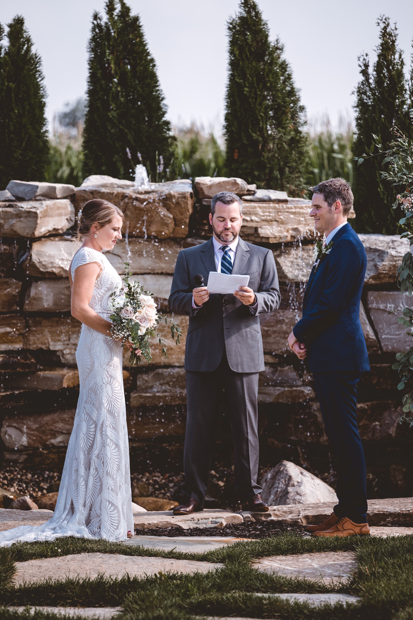 Michigan-Barn-Wedding-Photographer_0008.jpg