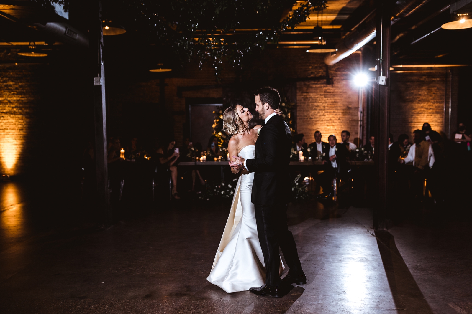 Morgan-Manufacturing-Chicago-Wedding_0040.jpg